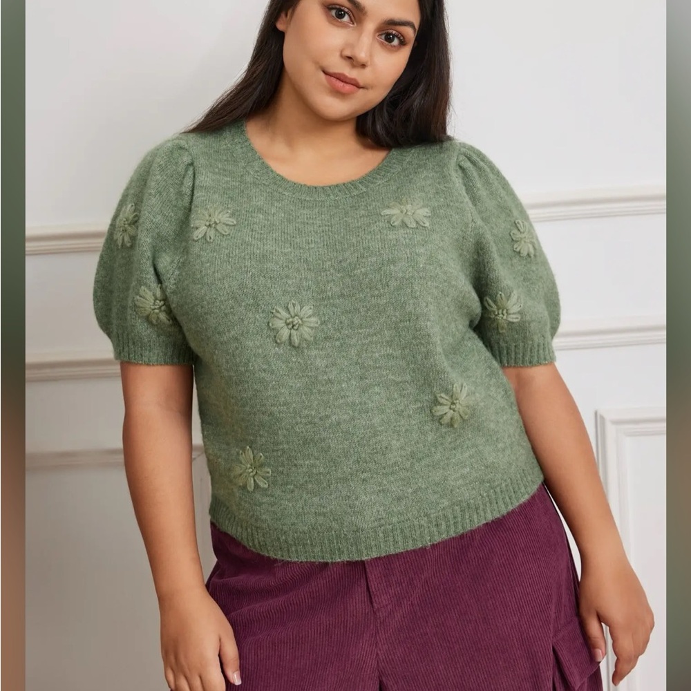 Cider Olive Floral Women's Sweater